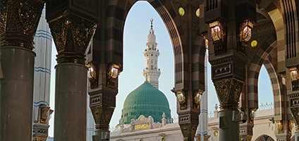 madina april umrah